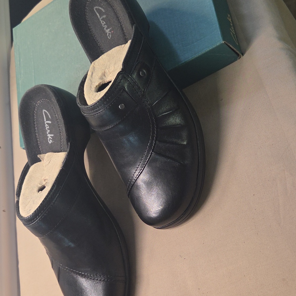 Clarks Black Leather Clogs